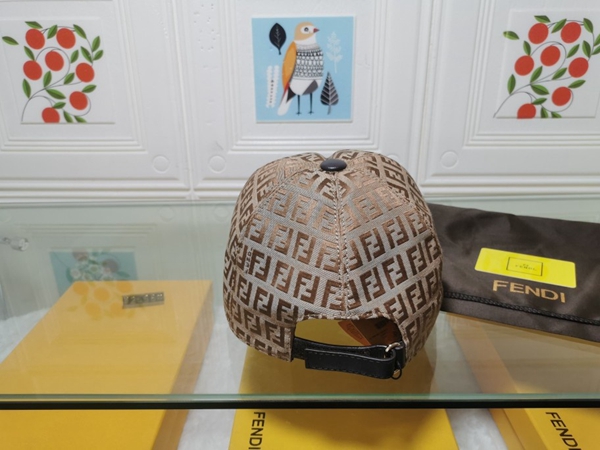 ブランド帽子側面デザイン